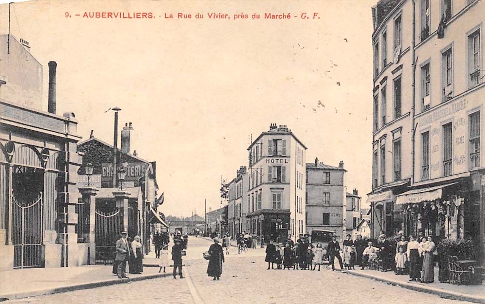 Aubervilliers. Rue du Vivier, pres du Marché