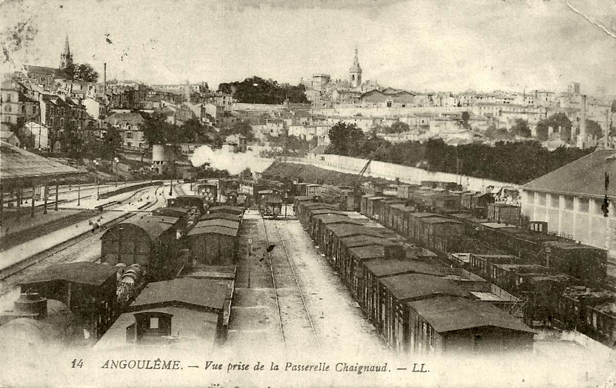 Angoulême. Vue prise de la Passerelle Chaignaud, 1916
