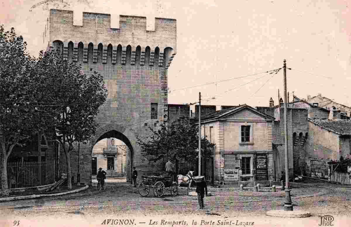 Avignon. La Porte Saint Lazare