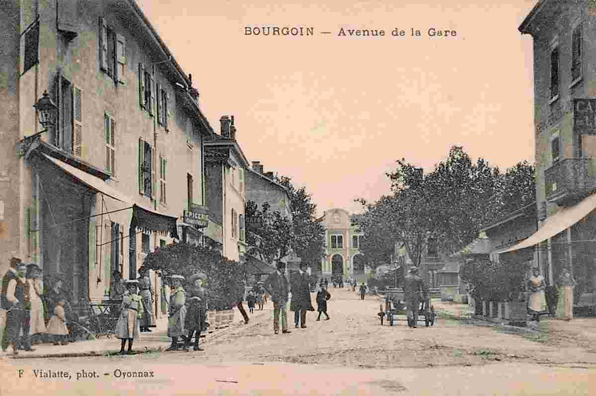 Bourgoin-Jallieu. Bourgoin - Avenue de la Gare