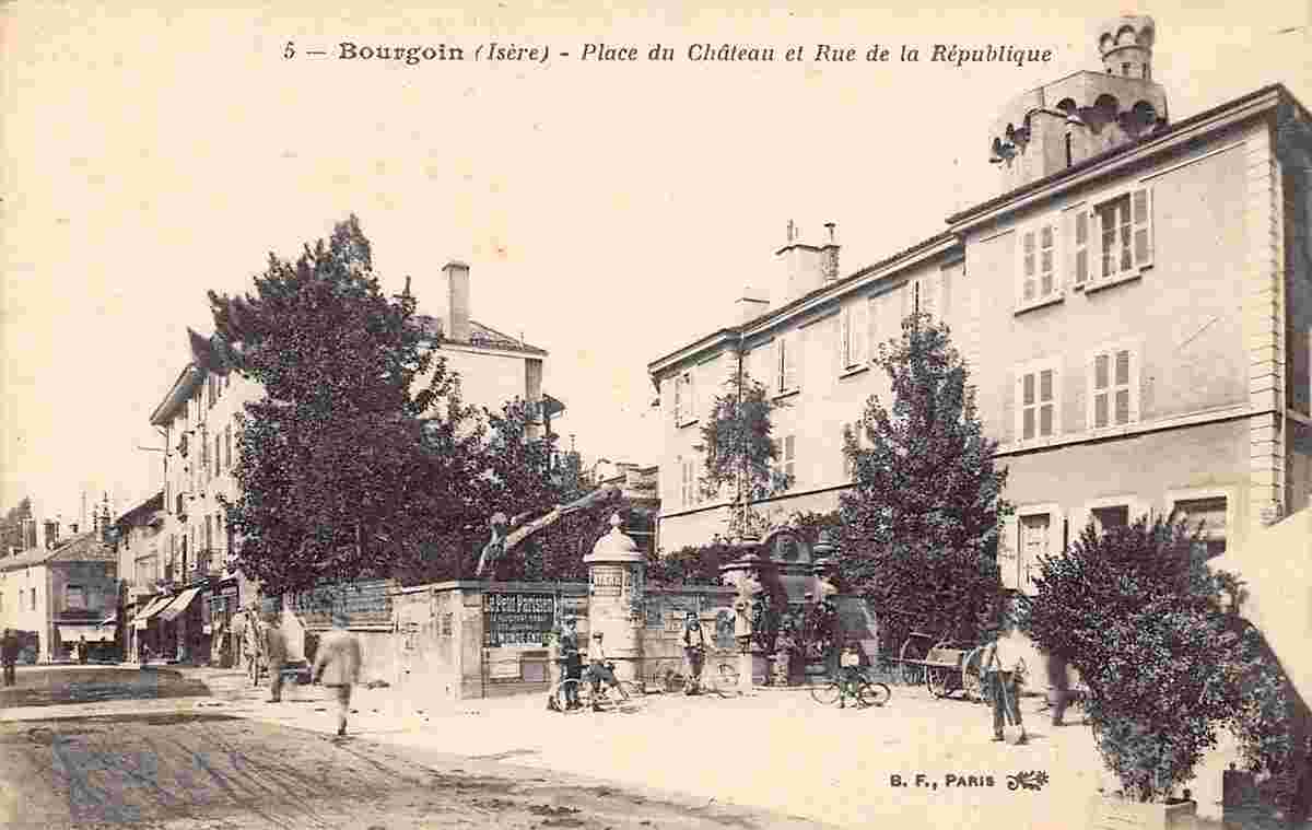 Bourgoin-Jallieu. Bourgoin - Place du Château et Rue de la République