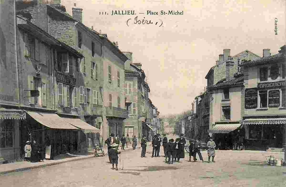 Bourgoin-Jallieu. Jallieu - Place Saint Michel