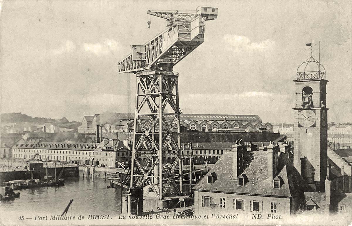 Brest. Port Militaire, La nouvelle Grue électrique et l'Arsenal, 1915