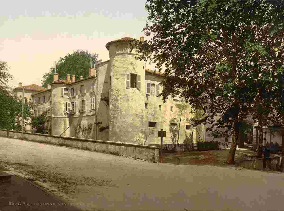 Bayonne. Vieux Château, 1890