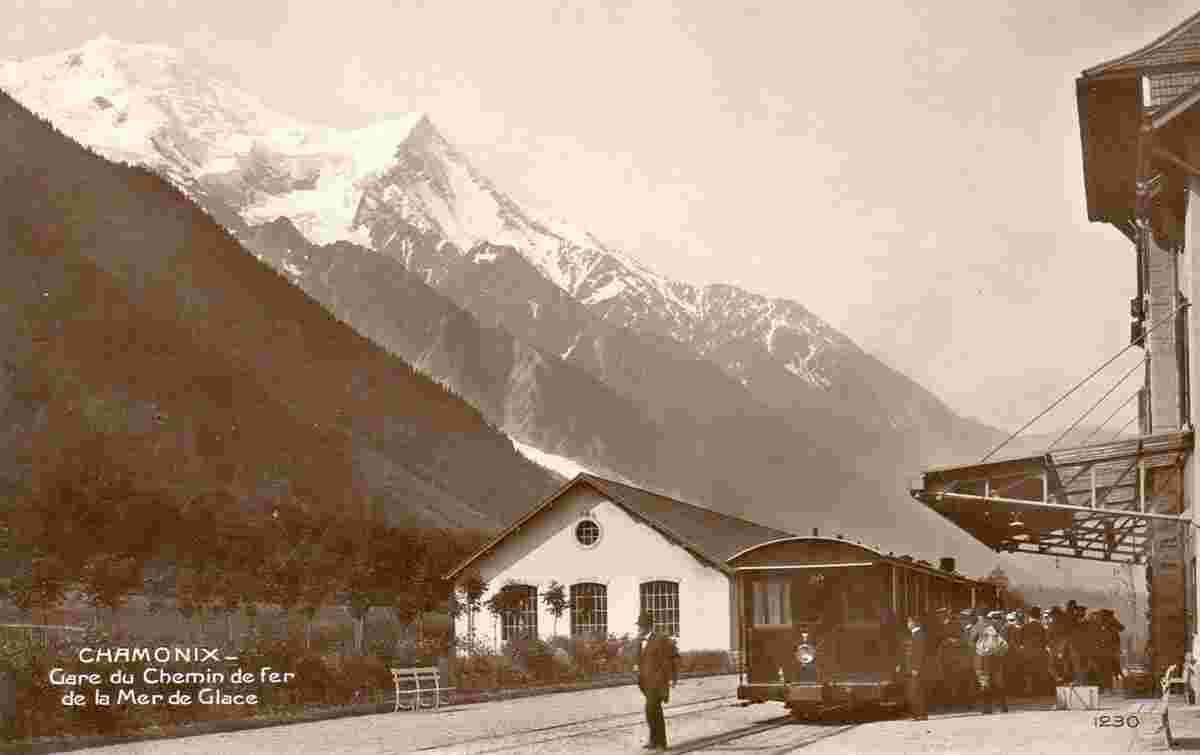 Chamonix-Mont-Blanc. La Gare du Chemin de Fer de la Mer de Glace