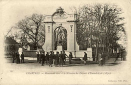 Chartres. Monument