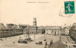 Charleville-Mézières. Place Ducale
