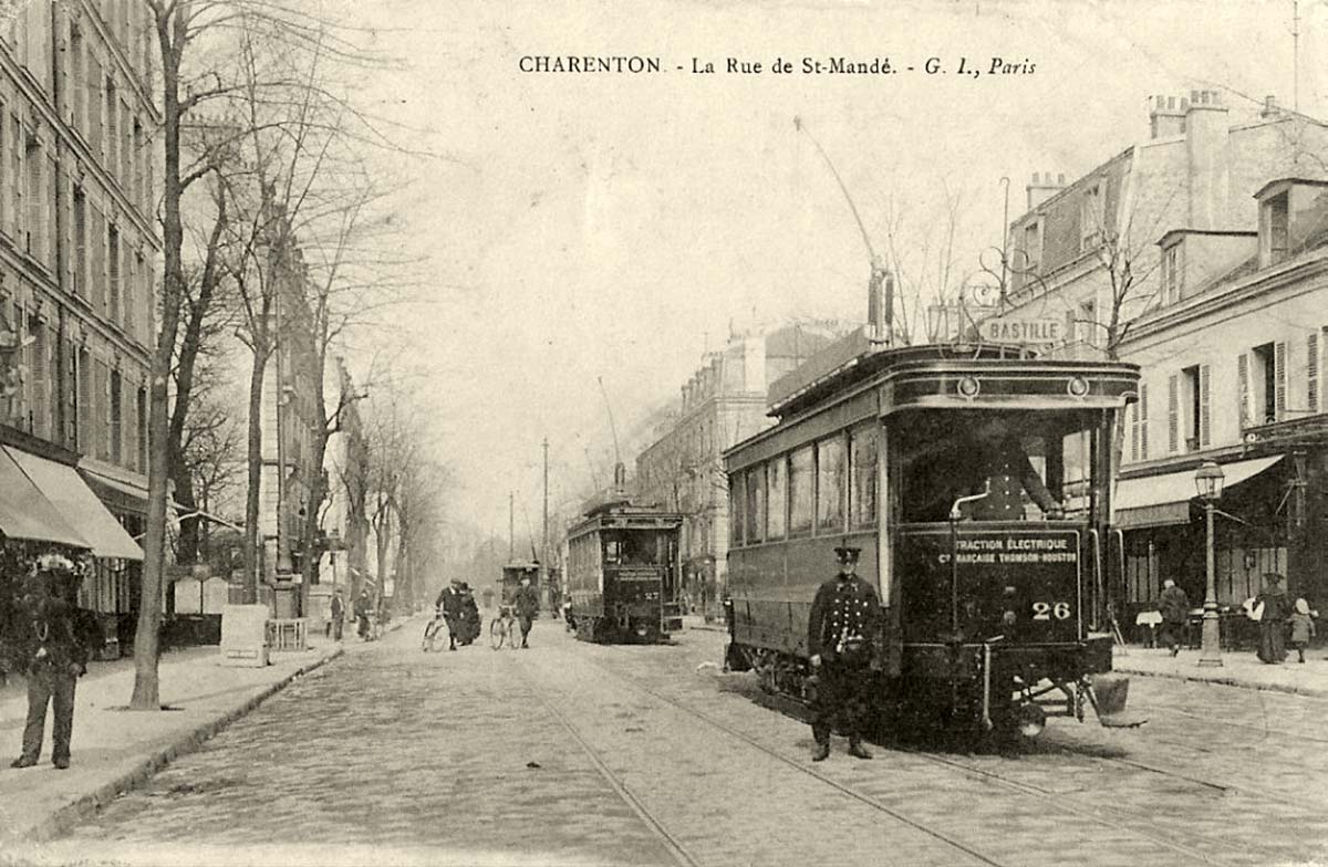 Charenton-le-Pont. La Rue de Saint Mandé