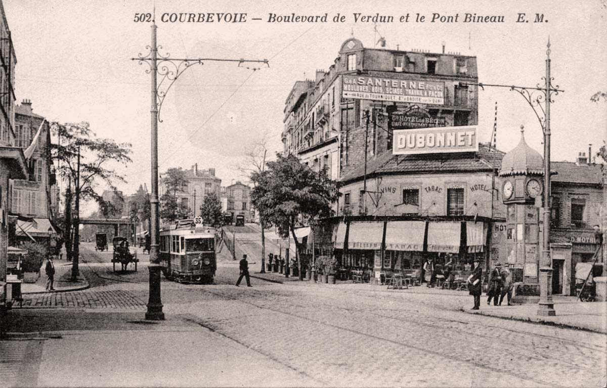 Courbevoie. Boulevard de Verdun et le Pont Bineau