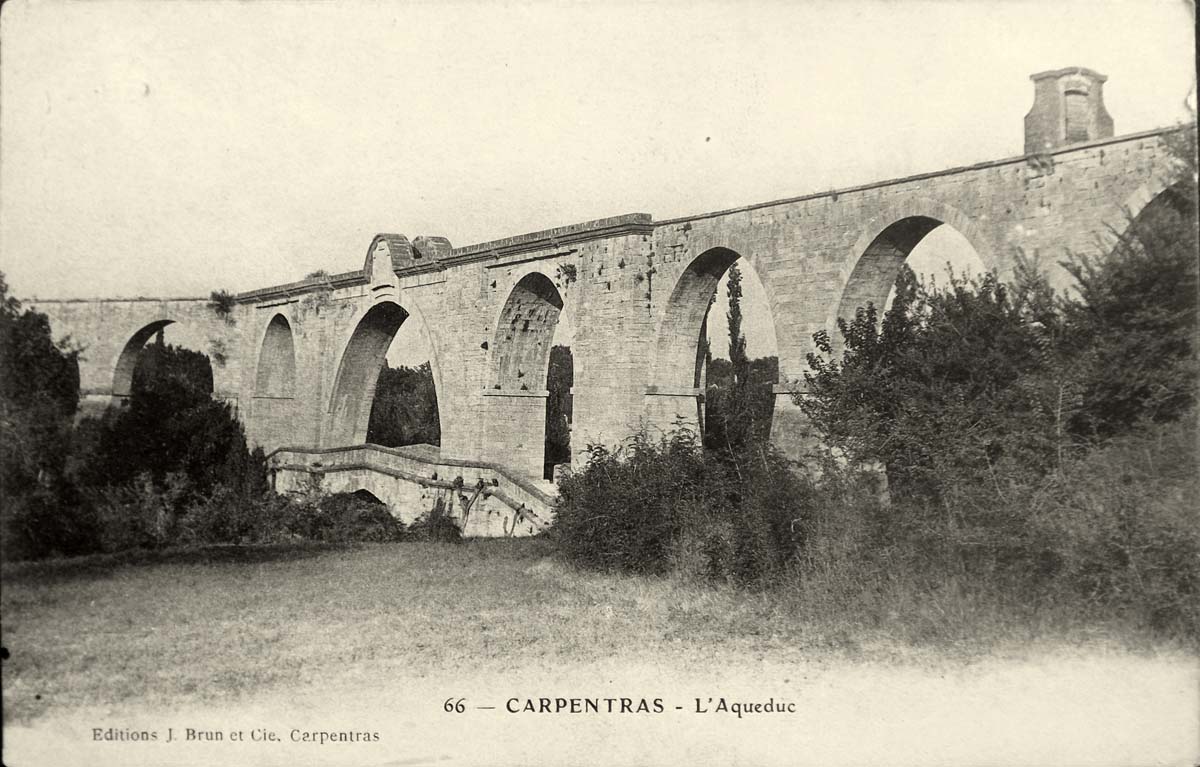 Carpentras. L'Aqueduc