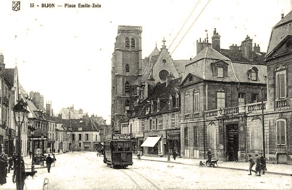 Dijon. Place Emile-Zola