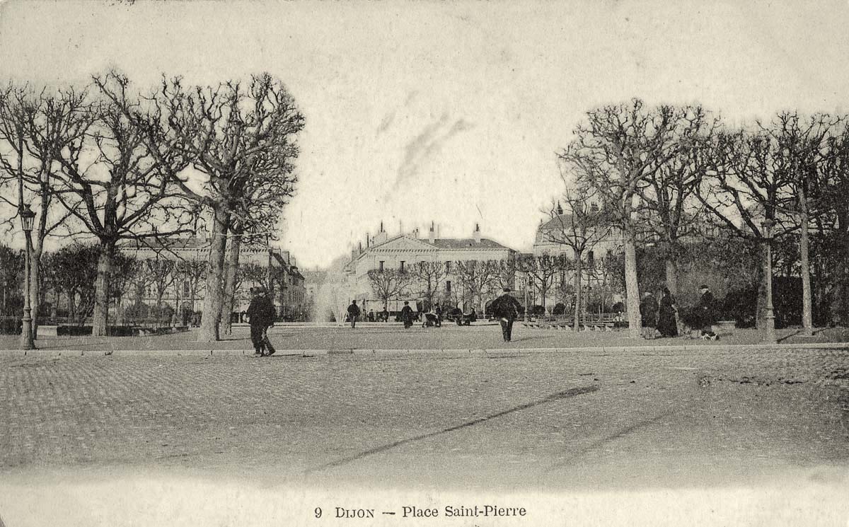 Dijon. Place Saint-Pierre, 1904