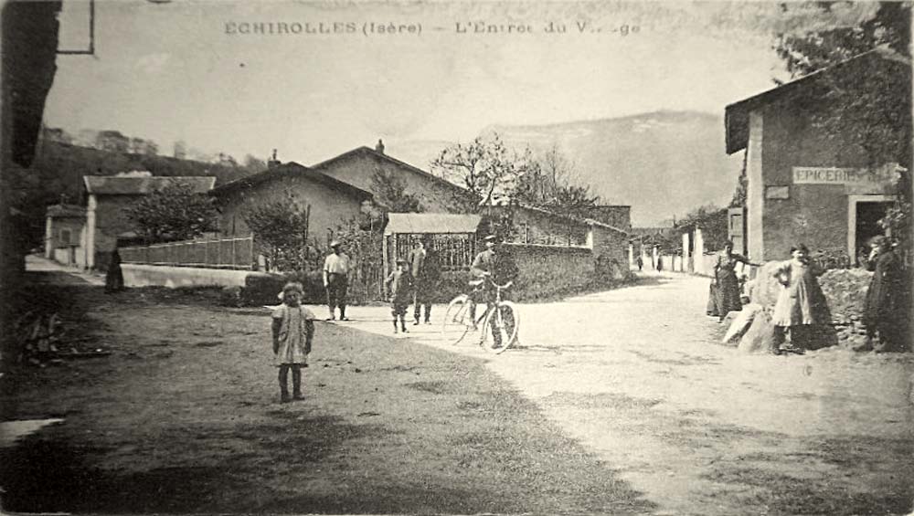 Échirolles. L'Entrée du village, 1920