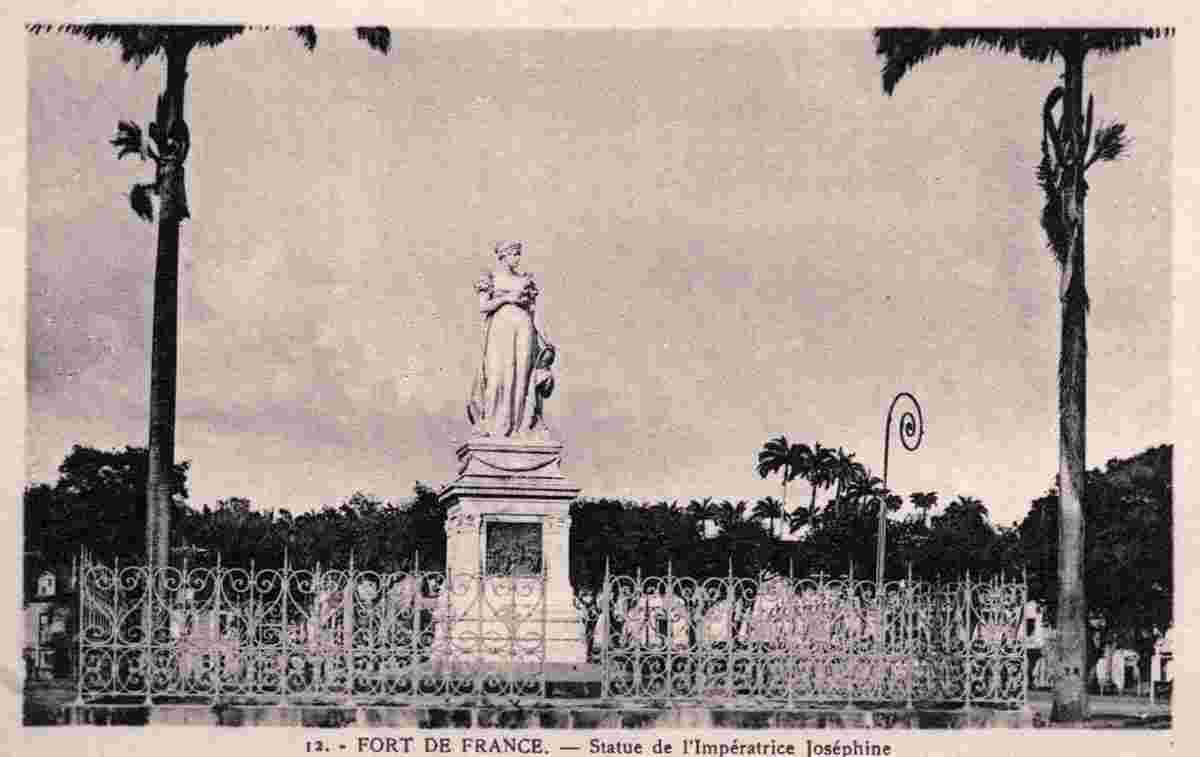 Fort-de-France. Statue de l'Impératrice Josephine, 1946