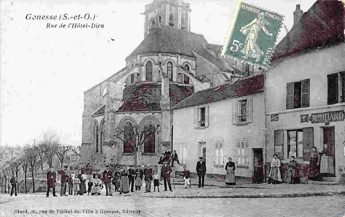 Gonesse. Rue Hôtel-Dieu, l'Église, 1907