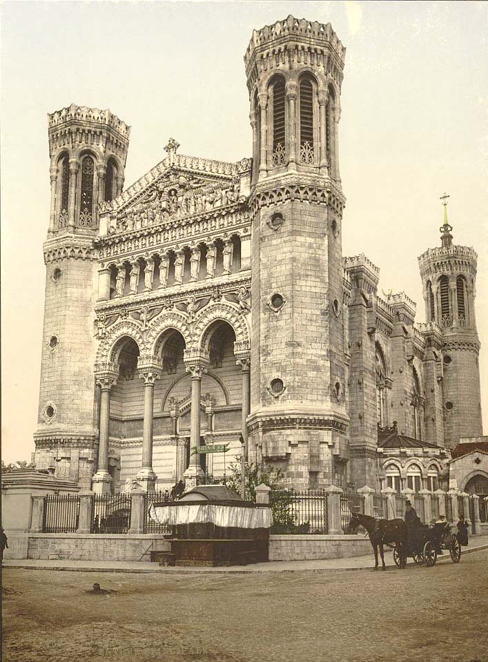 Lyon. Basilique Fourvière, entrée principale, vers 1890