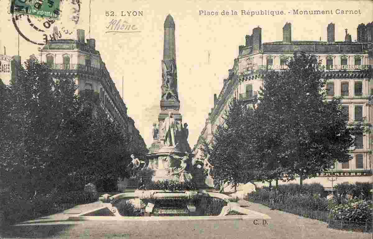 Lyon. Place de la Republique, 1910