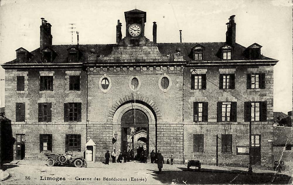 Limoges. Caserne des Bénédictins, vers 1920