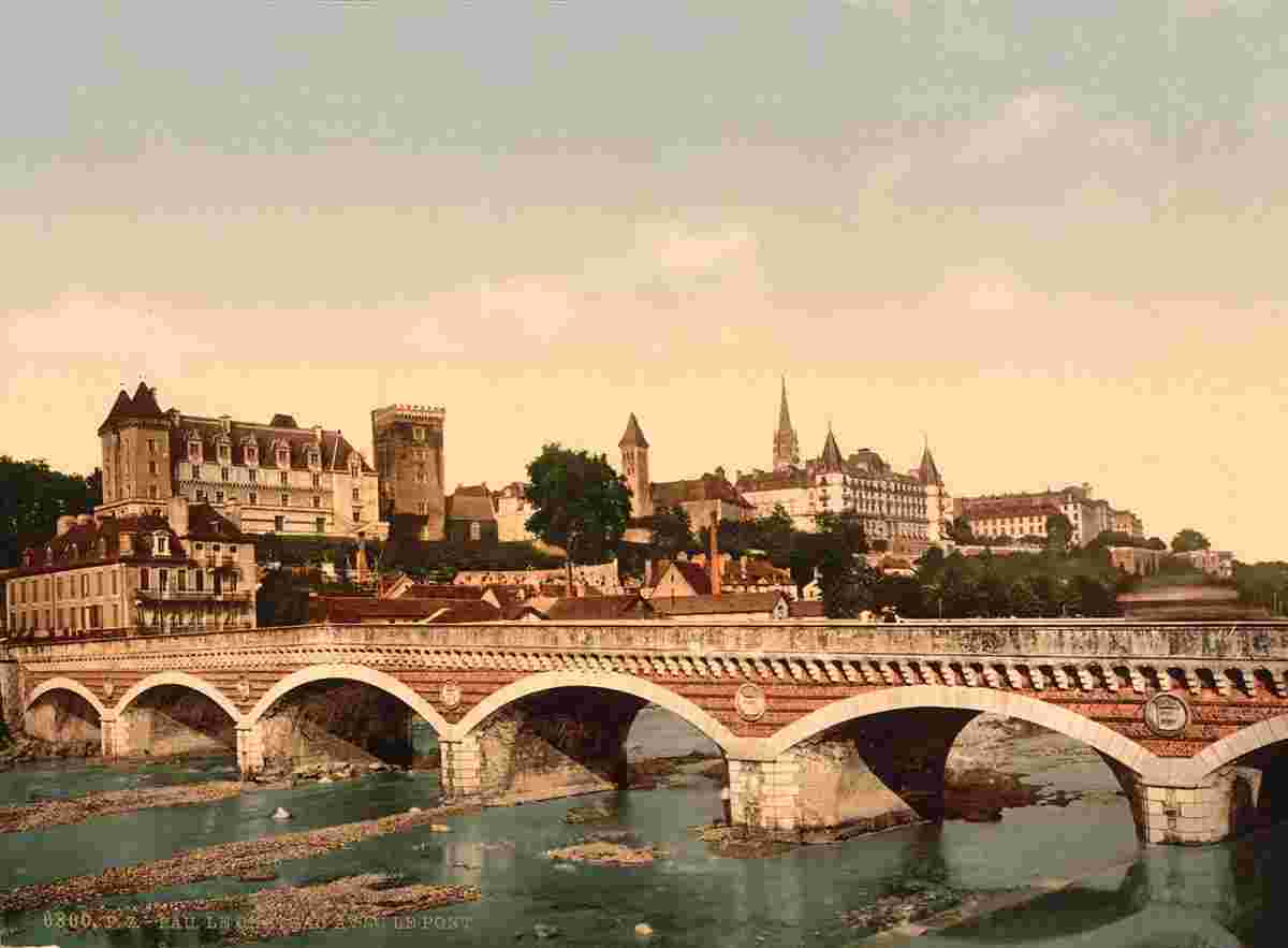 Pau. Le Château Henri IV et le pont, 1890