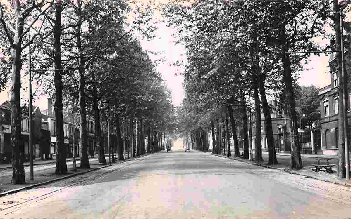 Roubaix. Entrée du Boulevard de Paris, 1952