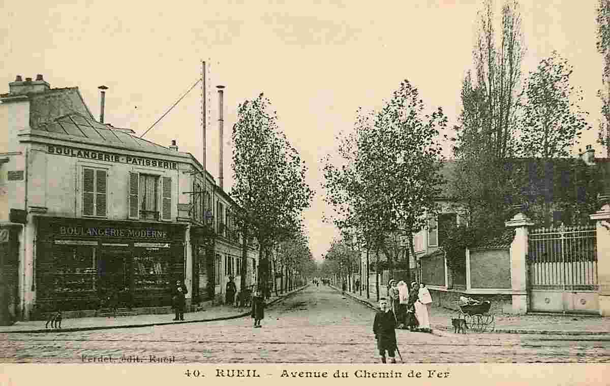 Rueil-Malmaison. Avenue du Chemin de Fer