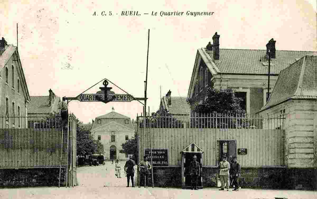 Rueil-Malmaison. Le Quartier Guynemer Caserne