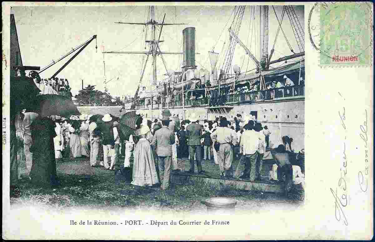 Saint-Pierre. Le Port, départ du Courrier de France