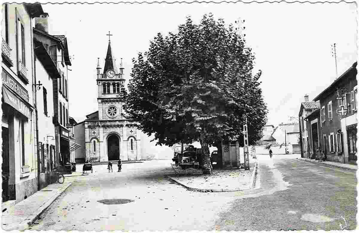 Vaulx-en-Velin. Place de l'Eglise, 1956