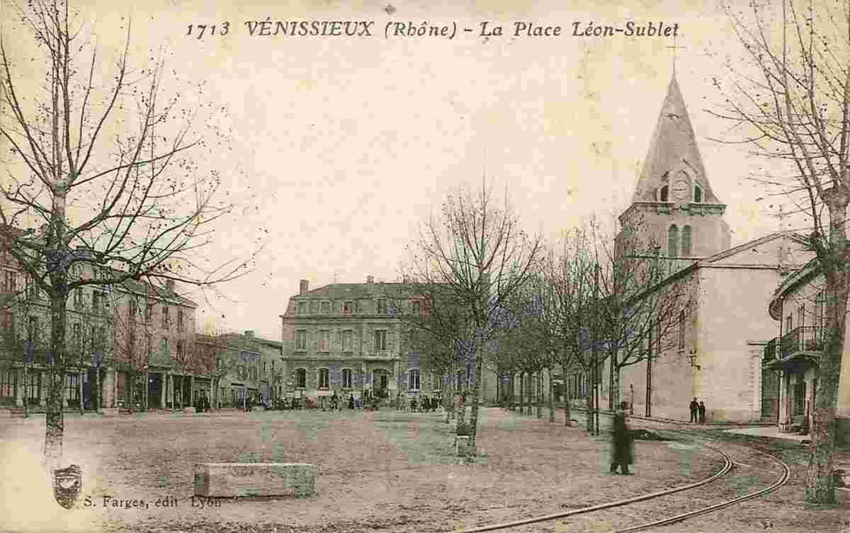 Venissieux. La Place Leon Sublet, 1915