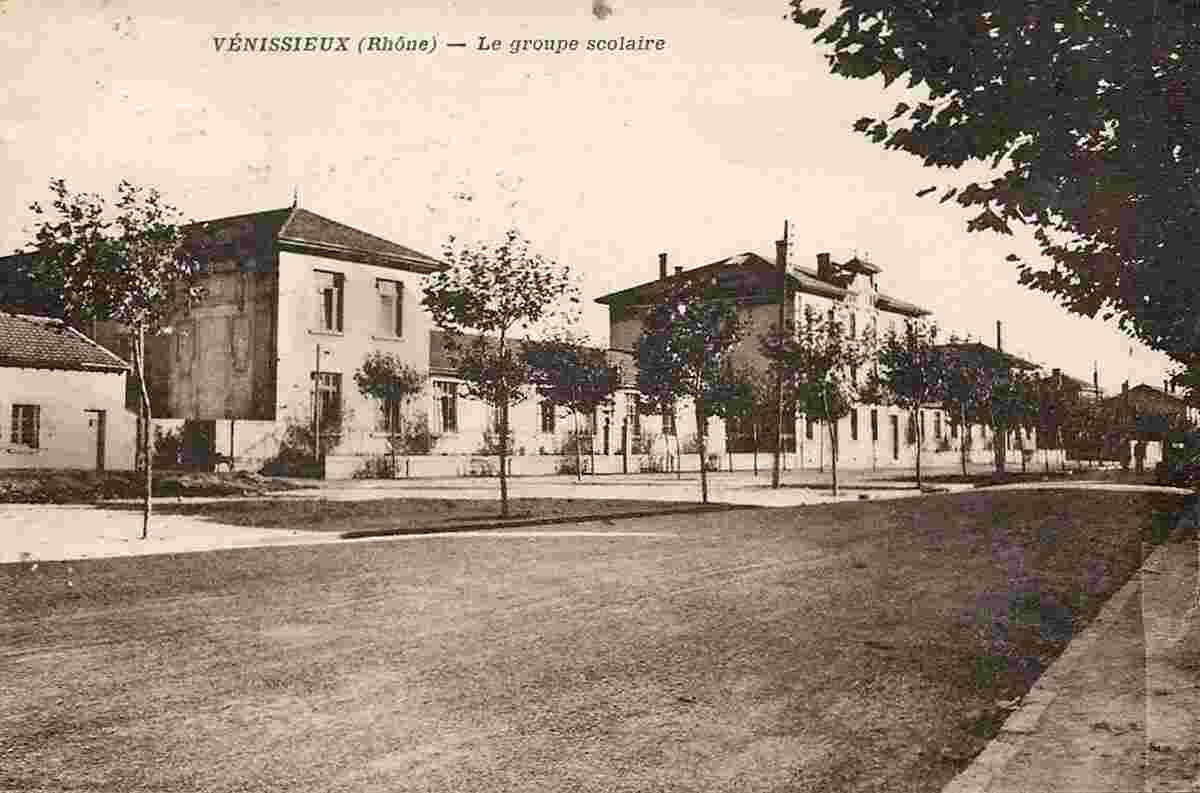 Venissieux. Le Groupe Scolaire, 1933