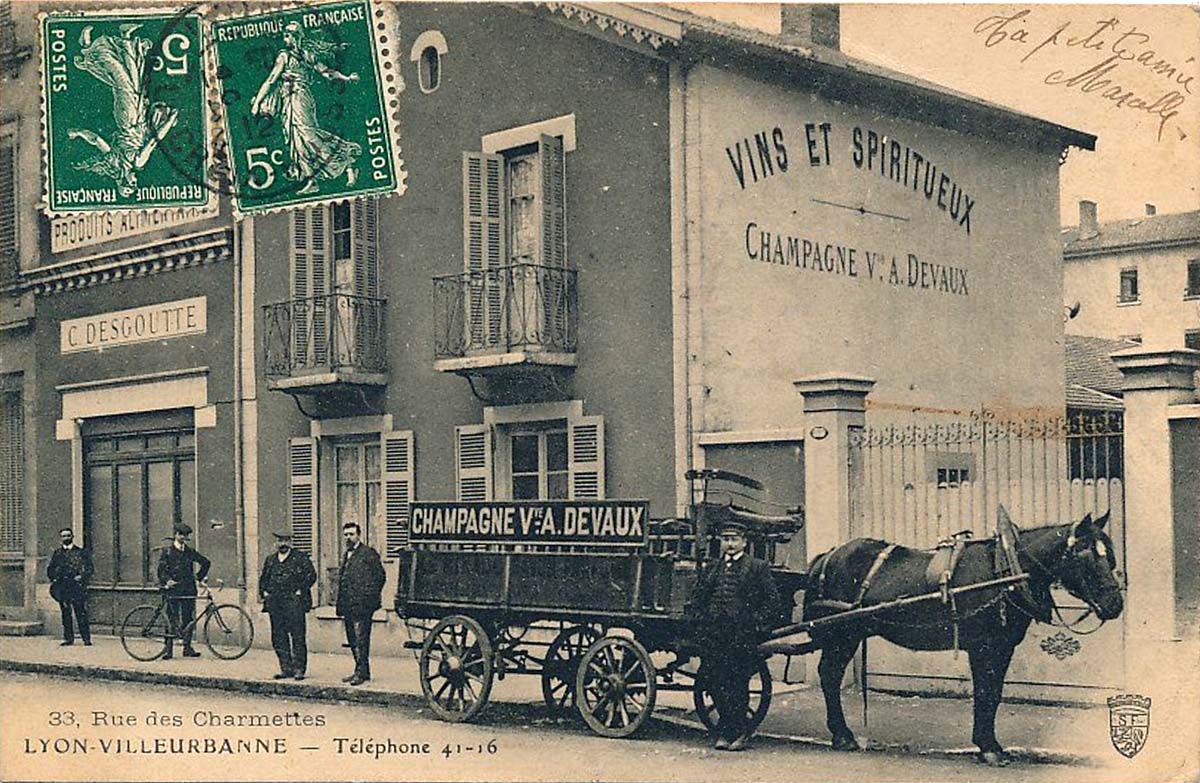 Villeurbanne. Champagne, Vins et Spiritueux Devaux, Rue des Charmettes