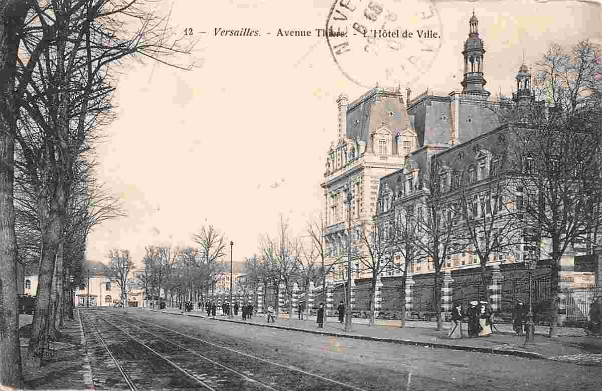 Versailles. L'Hôtel de Ville sur Avenue Thiers, 1908