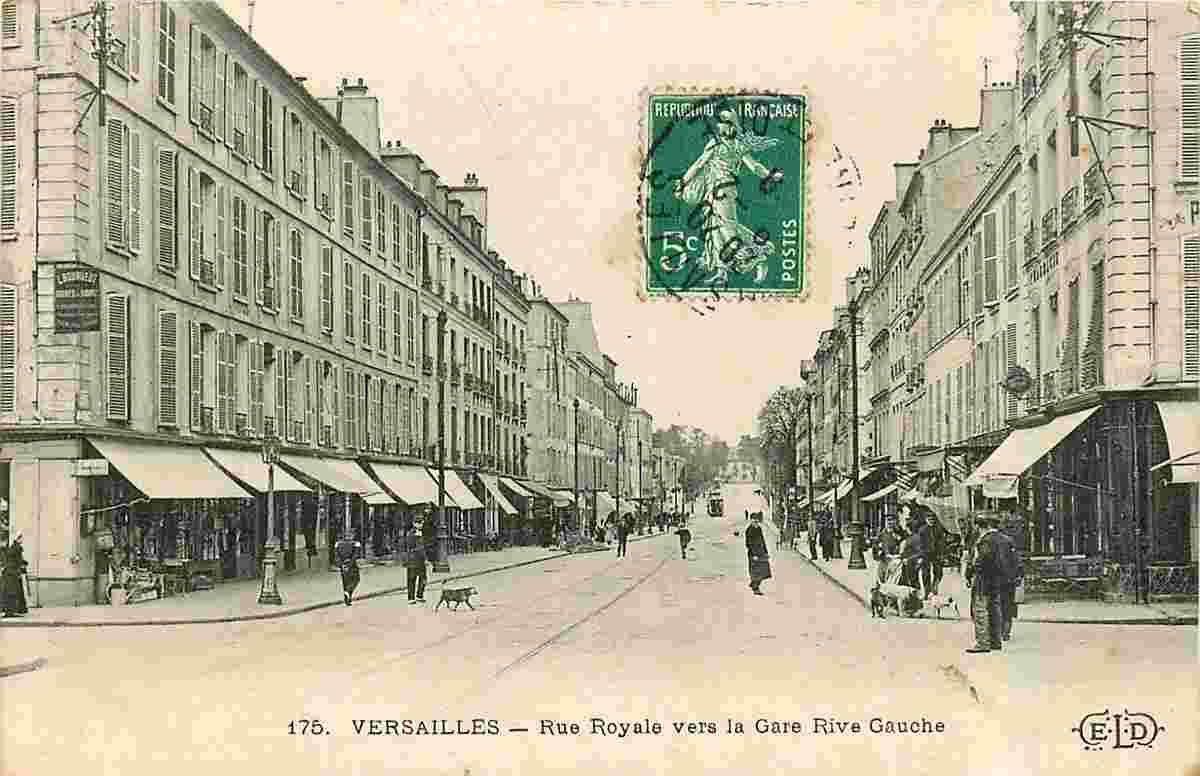 Versailles. Rue Royale vers la Gare rive gauche