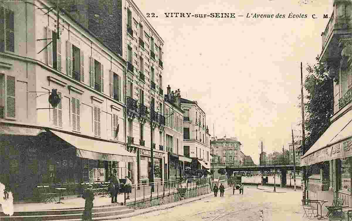 Vitry-sur-Seine. Avenue des Ecoles, 1917