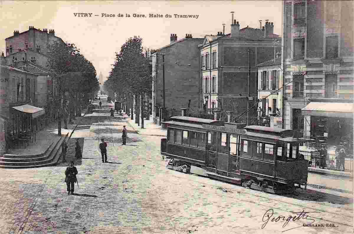 Vitry-sur-Seine. Place de la Gare, Halte du tramway
